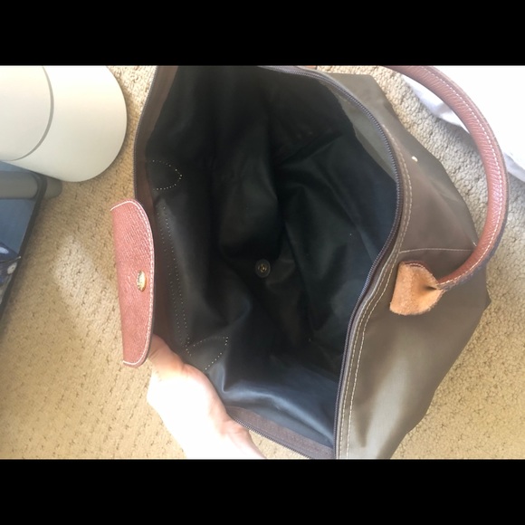 Longchamp Bag w/ Short handles - Picture 10 of 11